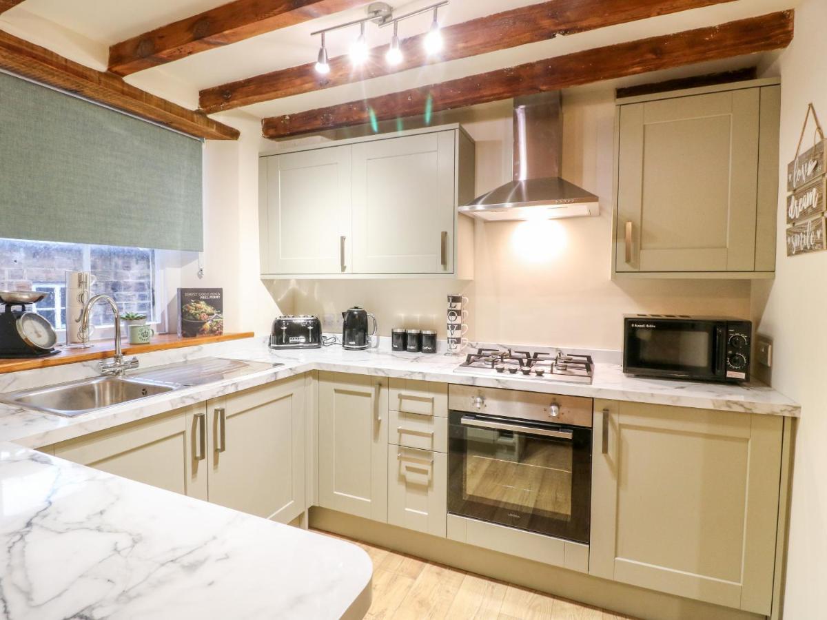 Milford Cottage ベルパー エクステリア 写真